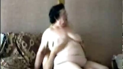 As amigas filmam as facetas da Sara vídeo de sexo pornô de graça Stone na mãe.