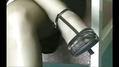 Uma máquina de sexo anal assistir videos pornos gratis profunda a foder com uma puta insaciável.